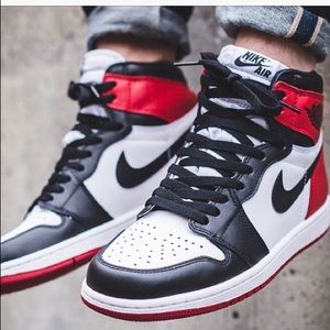 Jordan 1 Black Toe